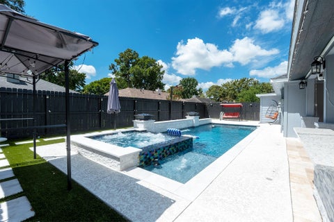 Photo of 20007 Jasperwood Circle, Katy, TX 77449 (MLS # 10205483)