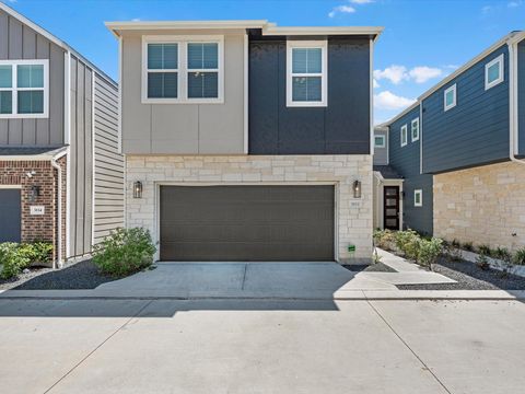 Photo of 3112 Flower Market Lane, Houston, TX 77080 (MLS # 52350356)