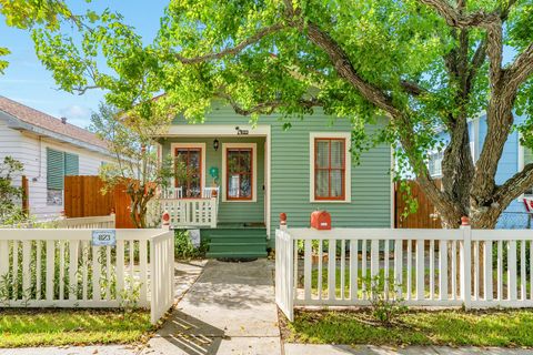4123 Avenue Q Galveston TX 77550
