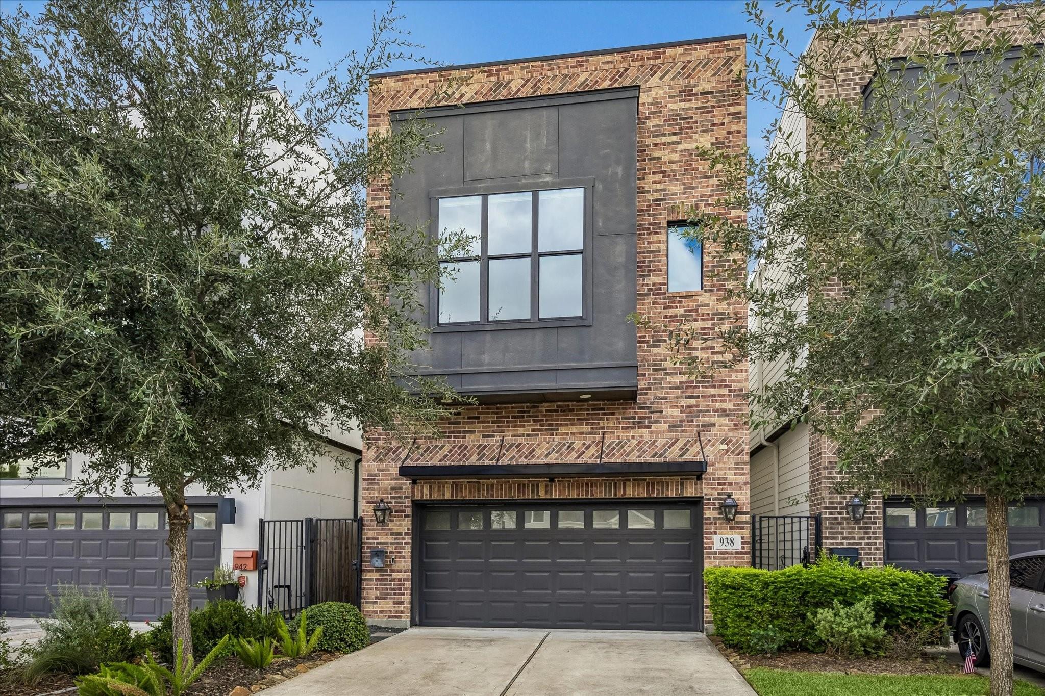 938 Alexander Street