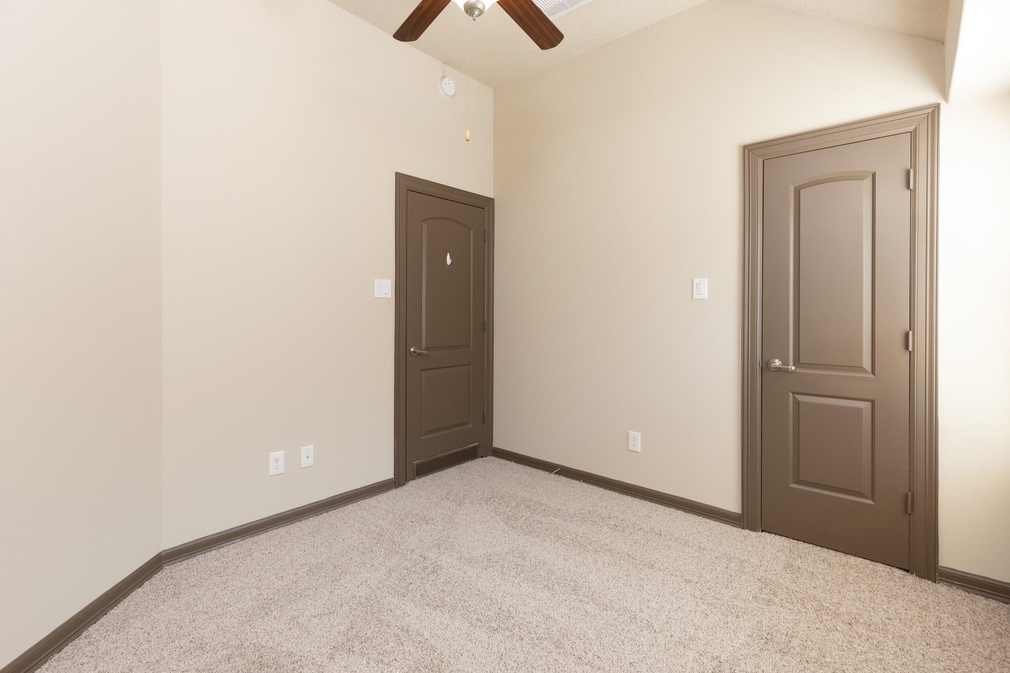 87 Aventura Place