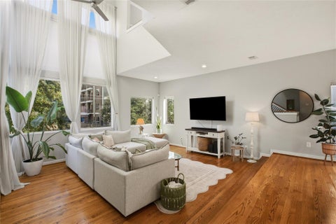 Photo of 1803 Oneil Street #C, Houston, TX 77019 (MLS # 79178063)