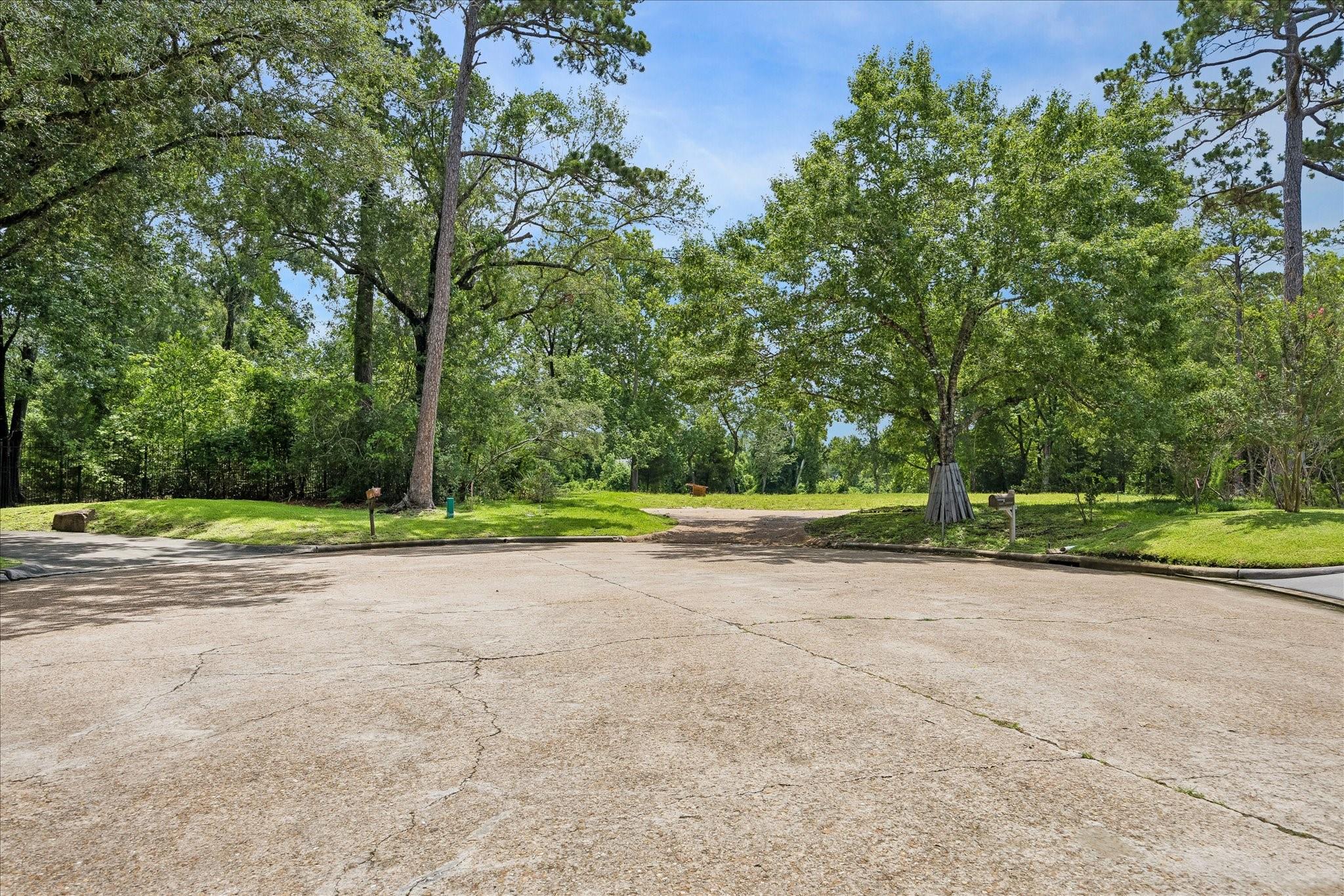 11103 Meadowick Drive