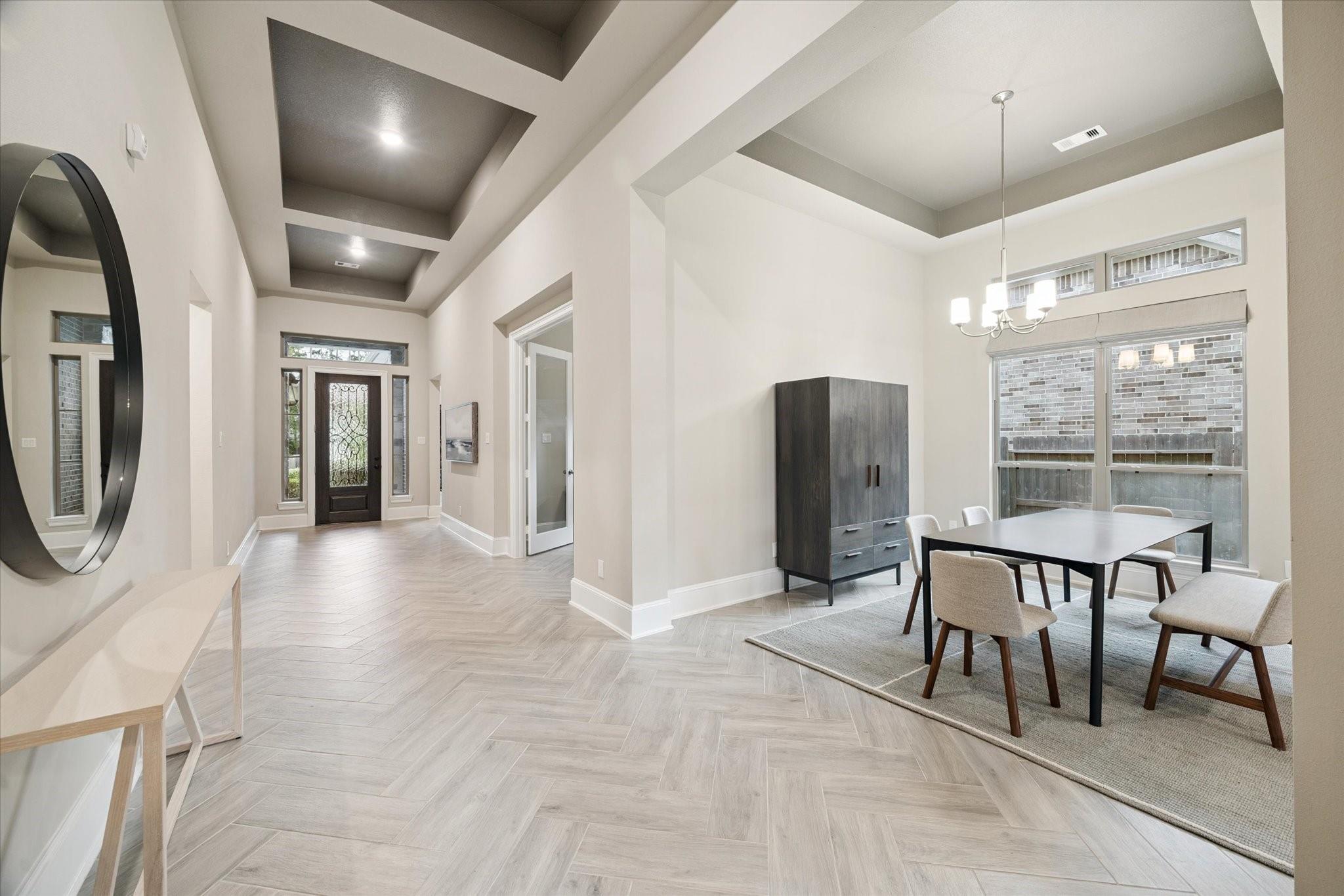 323 S Cadence Hills Loop