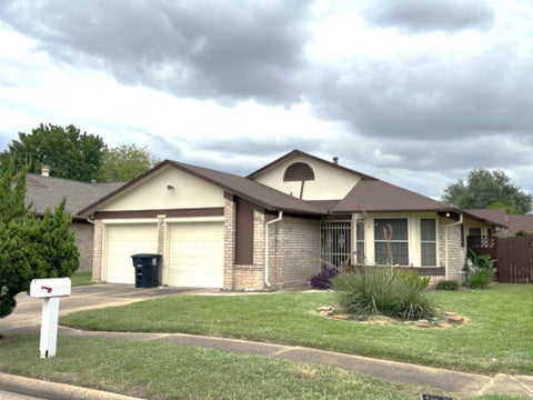 Homes For Sale - 12322 Tambourine Drive<br/> Harris County, Houston, TX 77477