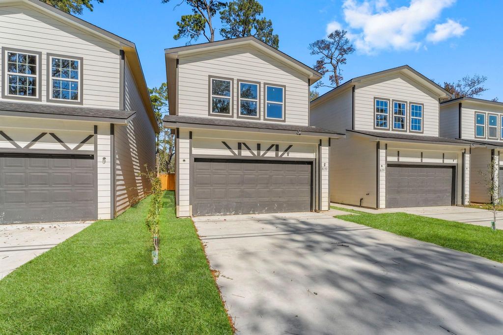 Photo of 8153 Crestview Drive, Houston, TX 77028 (MLS # 29314492)