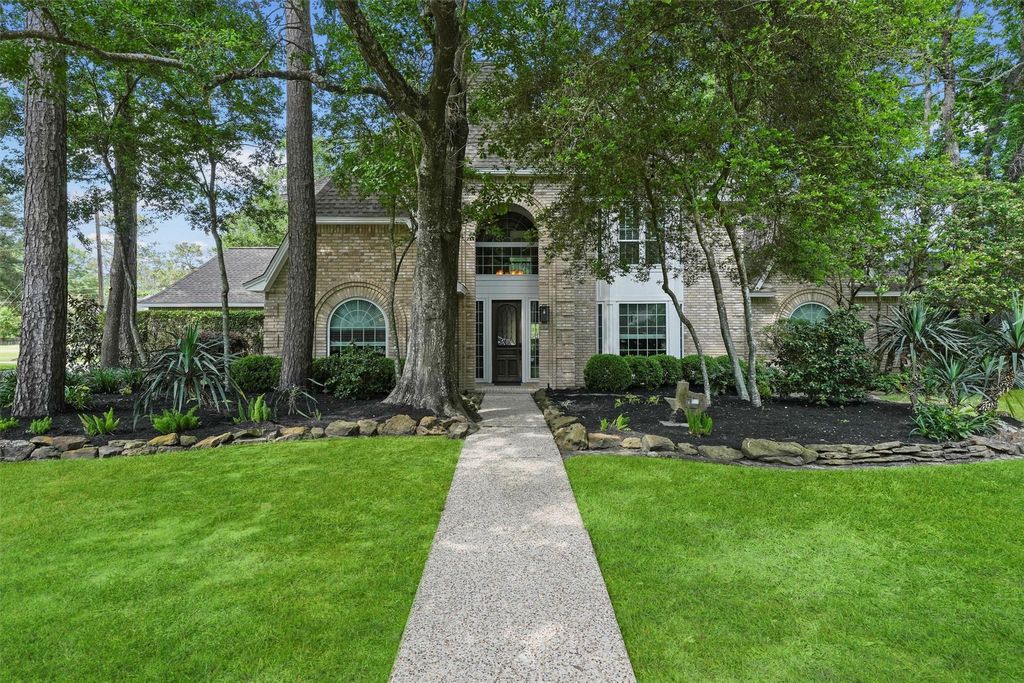 Photo of 2023 Forest Garden Drive, Kingwood, TX 77345 (MLS # 91924863)