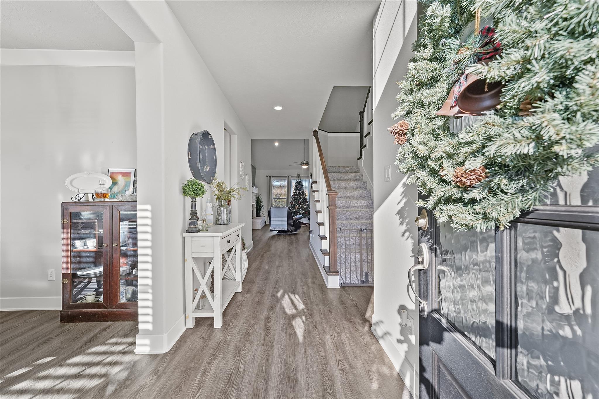 1700 Twin Oaks Circle