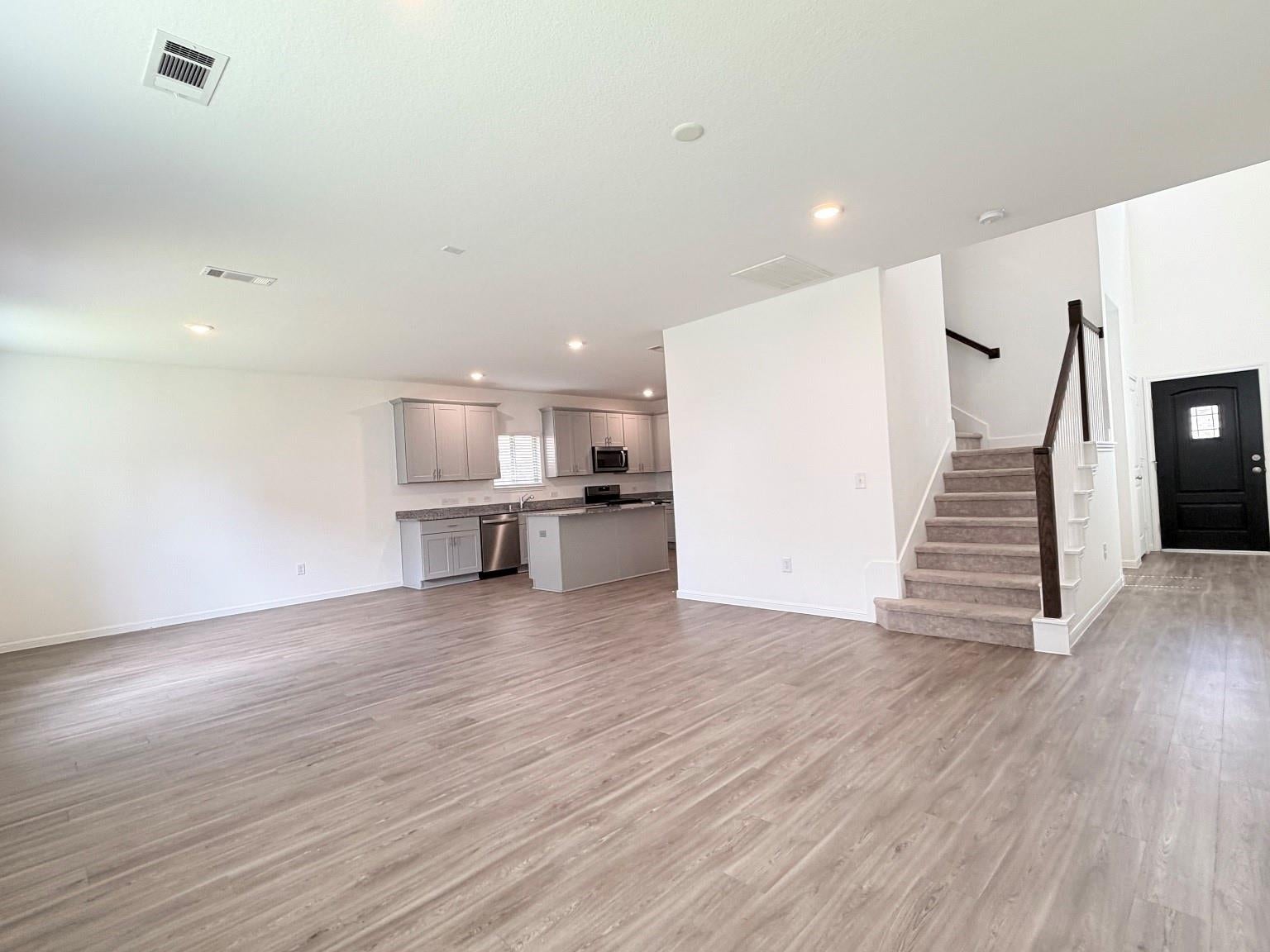 1020 Laguna Cove Drive