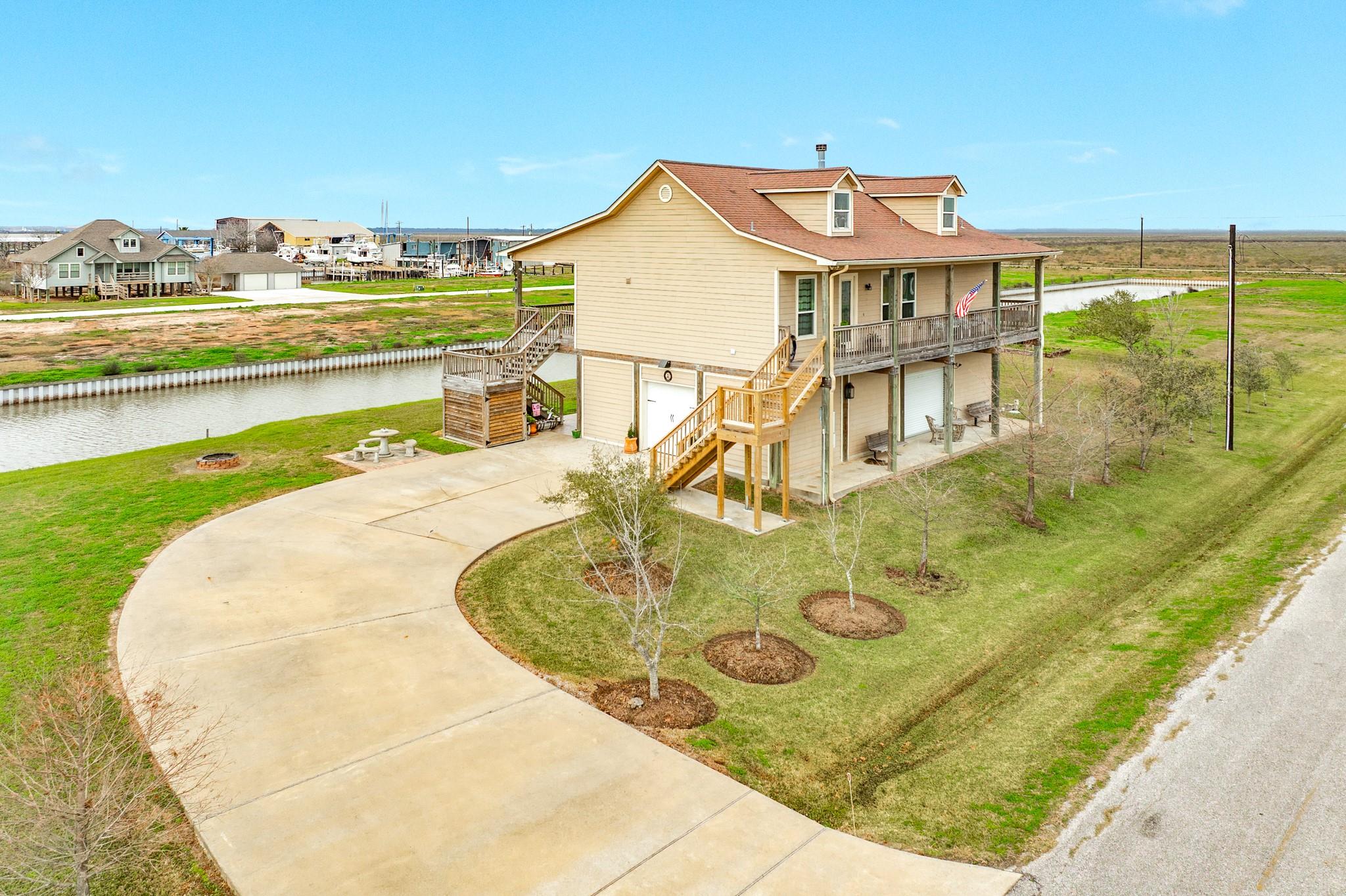 220 Kings Drive