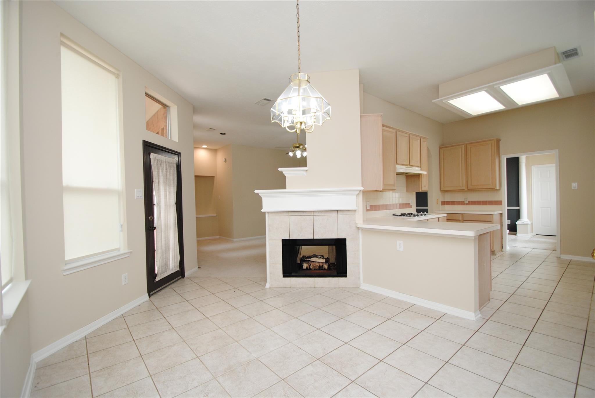 2727 Gregway Lane