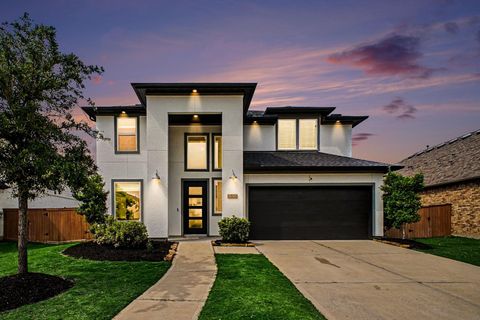 Photo of 6306 Winthrop Terrace Trail, Katy, TX 77493 (MLS # 18207129)
