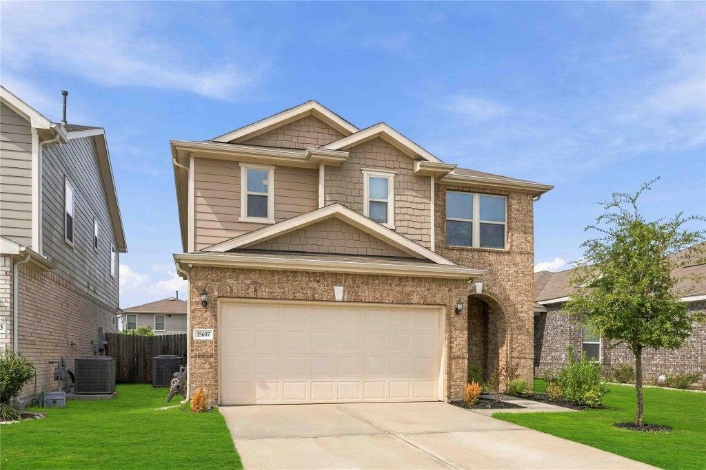 Photo of 15607 Pennfield Point Court, Houston, TX 77044 (MLS # 94880325)