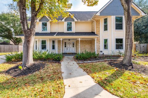 15411 Woodcote Ct Court Houston TX 77062