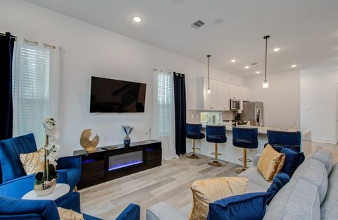 Photo of 1616 Benson Street, Houston, TX 77020 (MLS # 24902531)