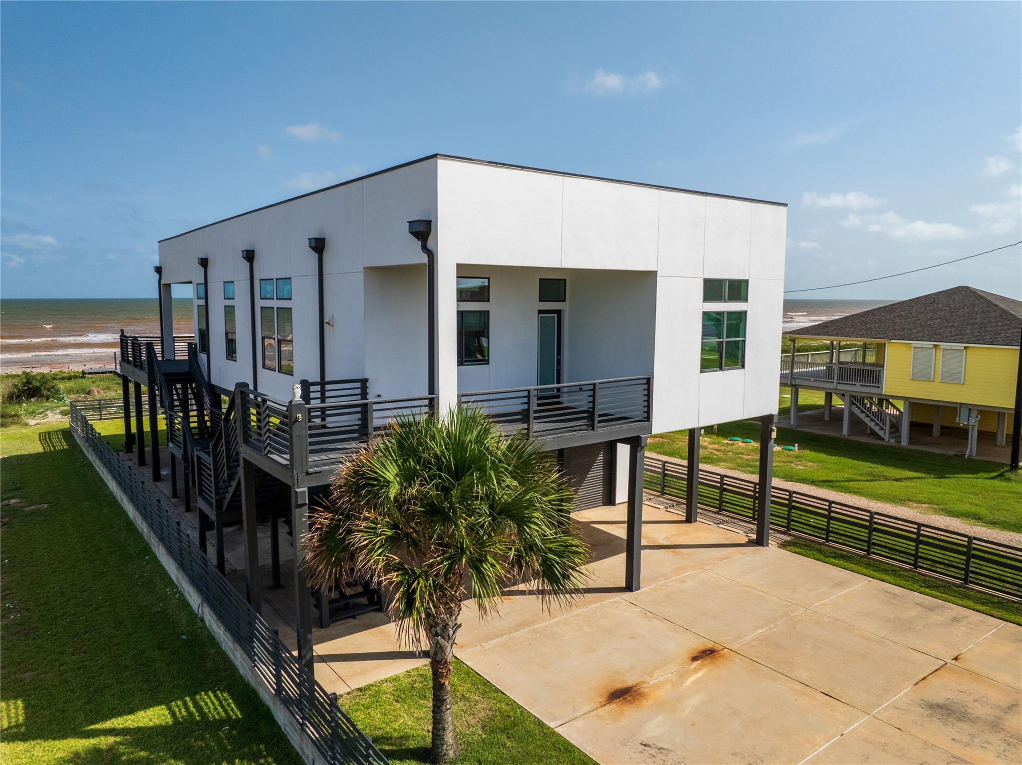 1402 County Road 230 230