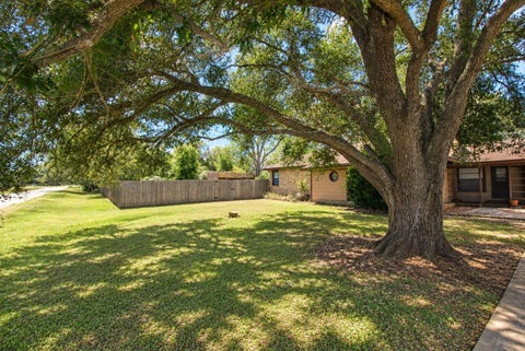 Homes For Sale - 3706 College Street<br/> Brazoria County, Damon, TX 77430