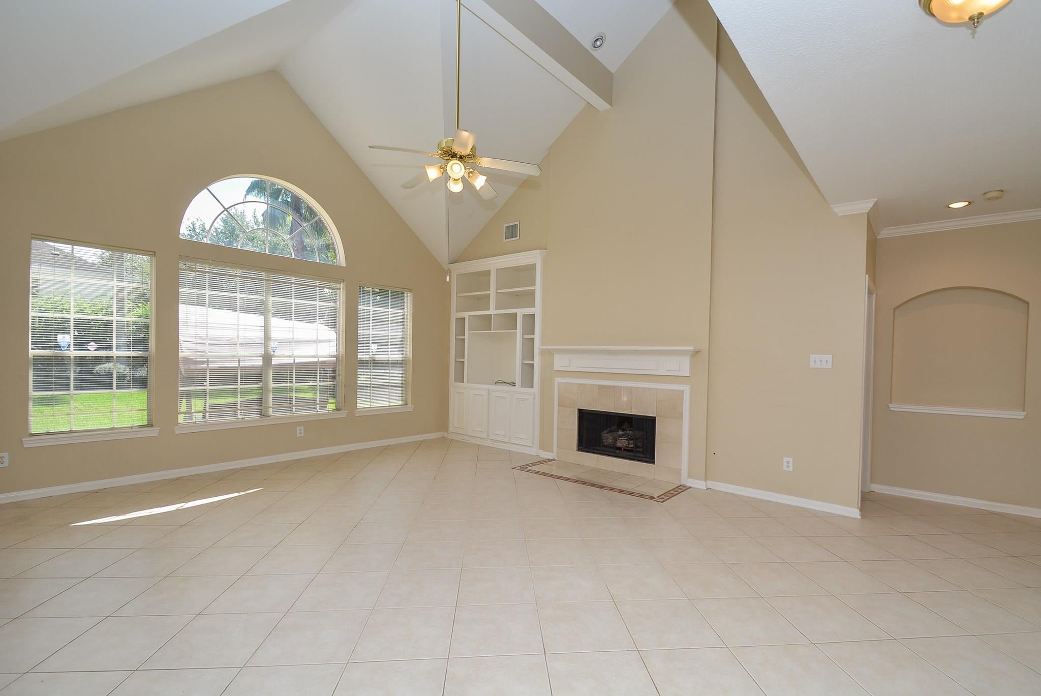 17415 Fountainview Circle