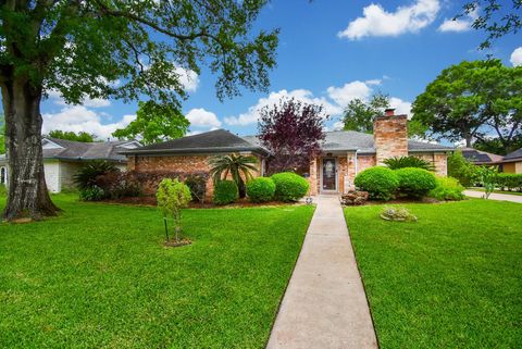 Photo of 3007 Bonney Briar Drive, Missouri City, TX 77459 (MLS # 32410879)
