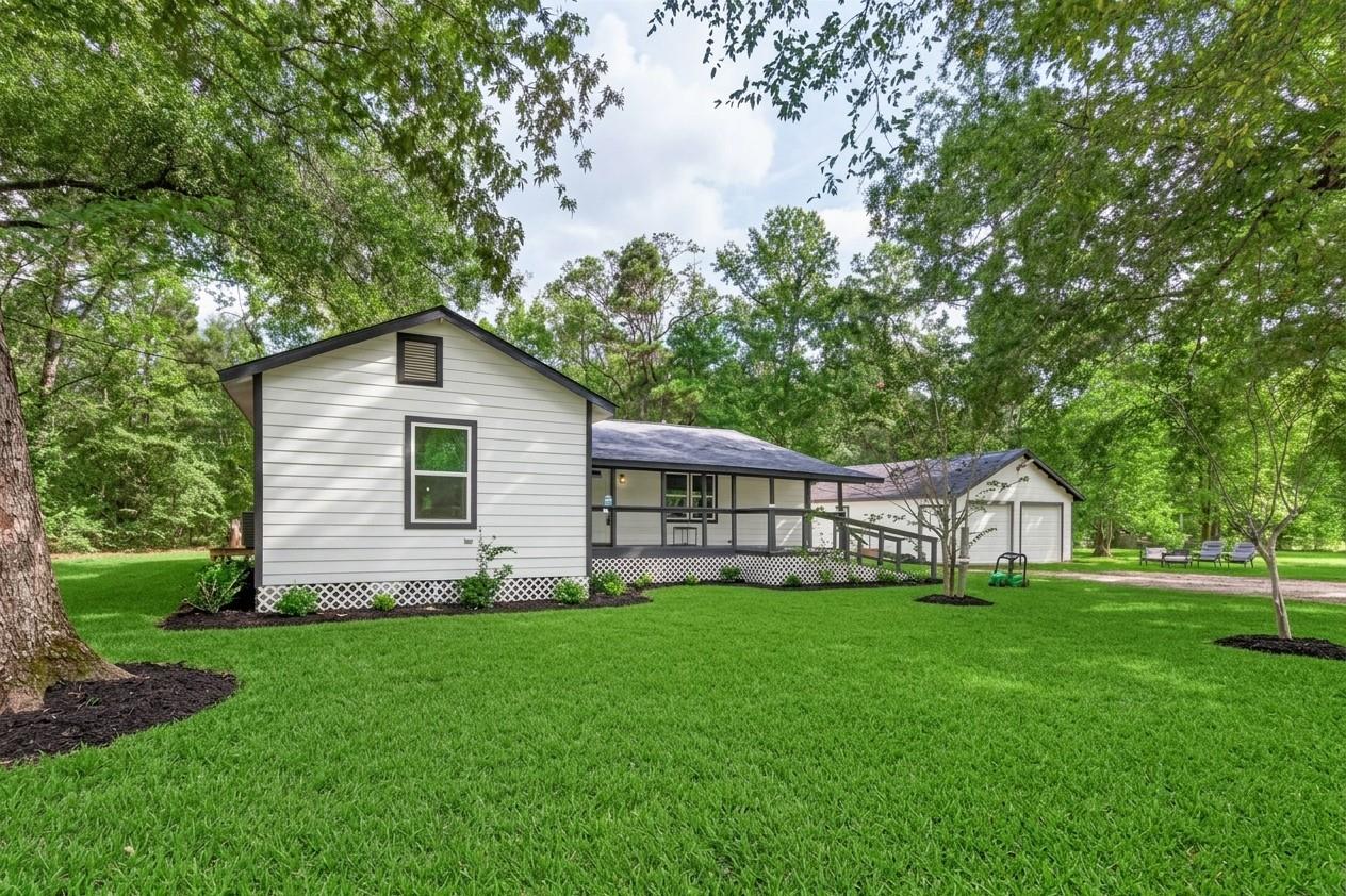 17073 Oak Grove Ln