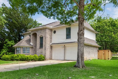 Photo of 2919 Great Lakes Avenue, Sugar Land, TX 77479 (MLS # 5661082) Photo of 2919 Great Lakes Avenue, Sugar Land, TX 77479 (MLS # 5661082)