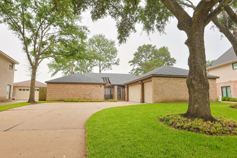 Photo of 14115 S Suddley Castle Street, Houston, TX 77095 (MLS # 12189700)