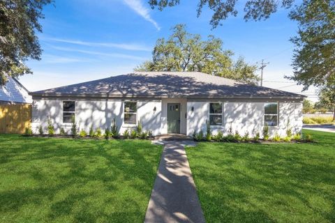 5702 Willowbend Boulevard Houston TX 77096