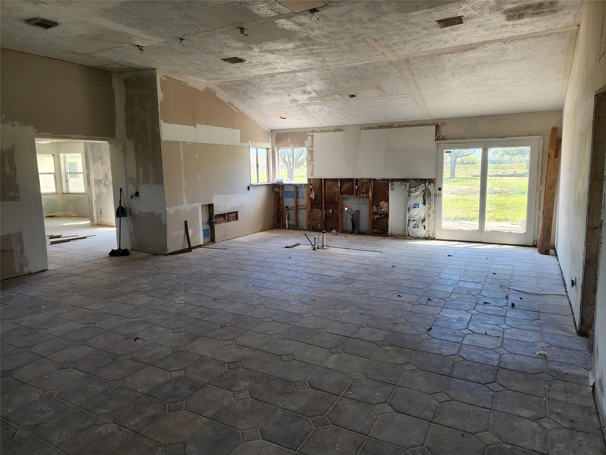 1118 County Road 47