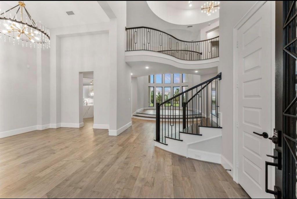 Photo of 5011 Mariposa, Fresno, TX 77545 (MLS # 71409212)