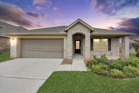 Photo of 14235 Elrington Hollow Trail, Fresno, TX 77583 (MLS # 46426272)