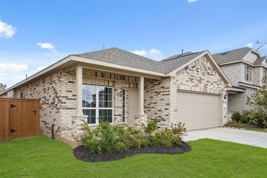 32910 Ruthie Dean Drive