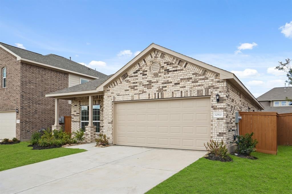 32910 Ruthie Dean Drive