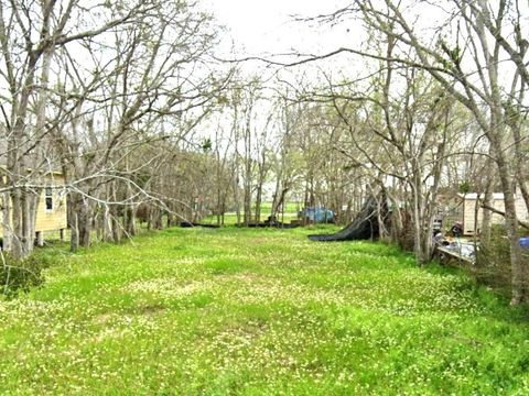 Vacant Land For Sale - 209 Moutray Avenue<br/> Wharton, TX 77488