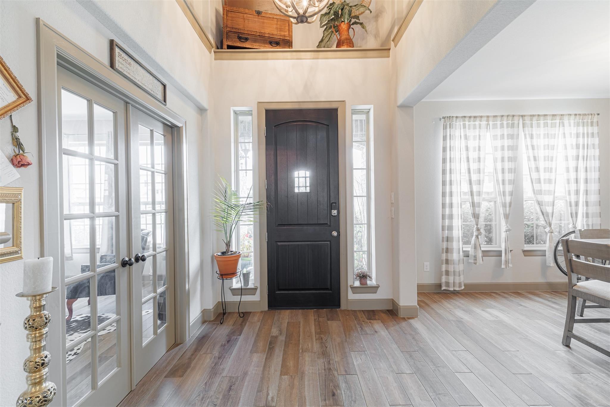 7810 Leighton Trail