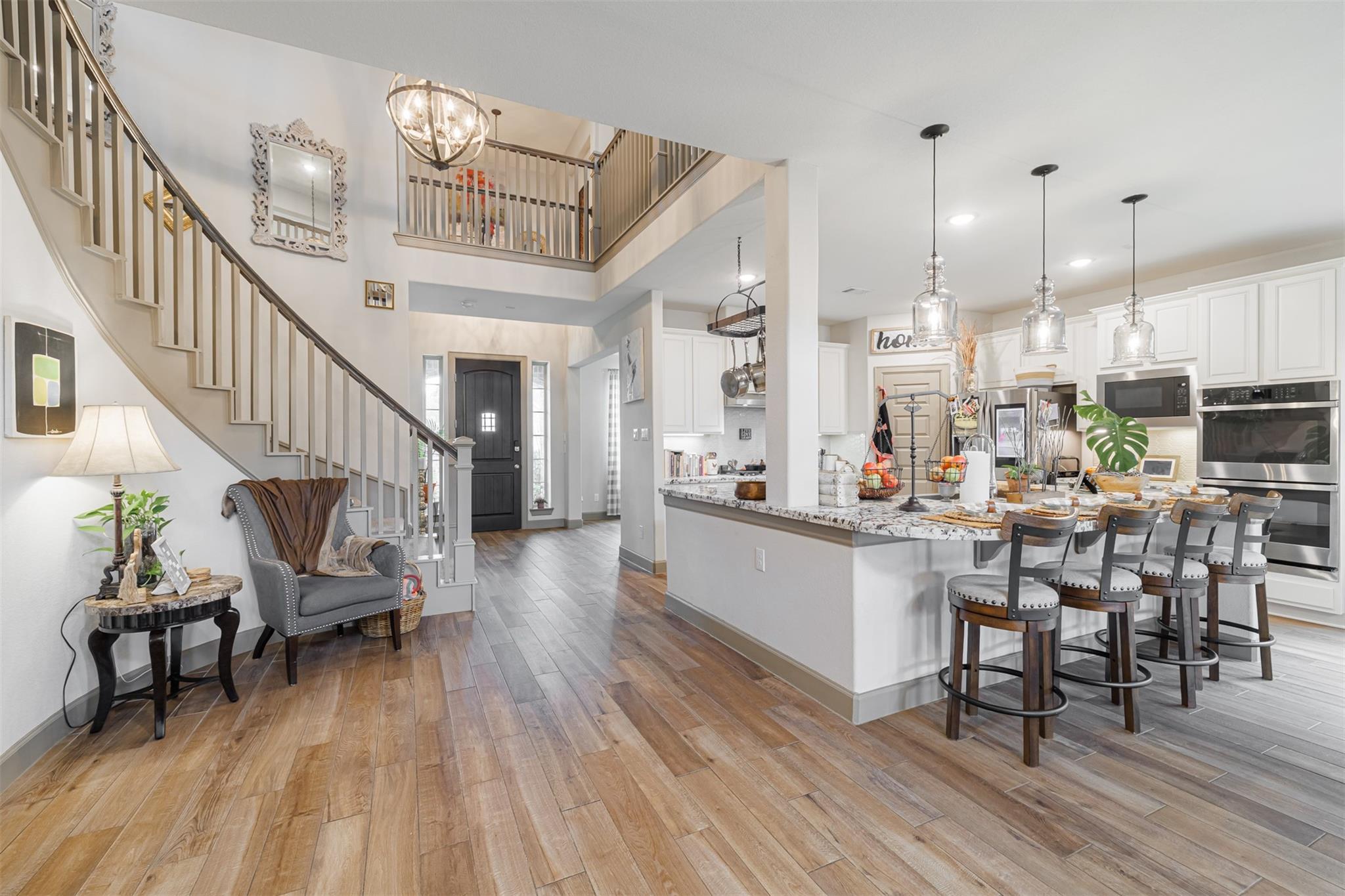 7810 Leighton Trail