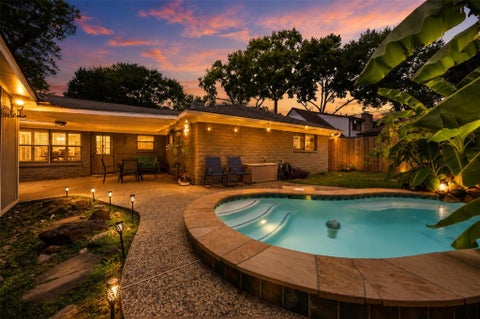 Photo of 2938 Brookdale Drive, Houston, TX 77339 (MLS # 37677270)