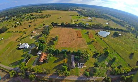 Photo of 269 Cr 1008, Wolfe City, TX 75496 (MLS # 14276025)