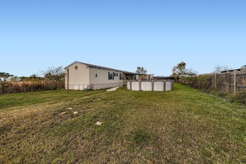 Photo of 1043 County Road 3548, Cleveland, TX 77327 (MLS # 449997)