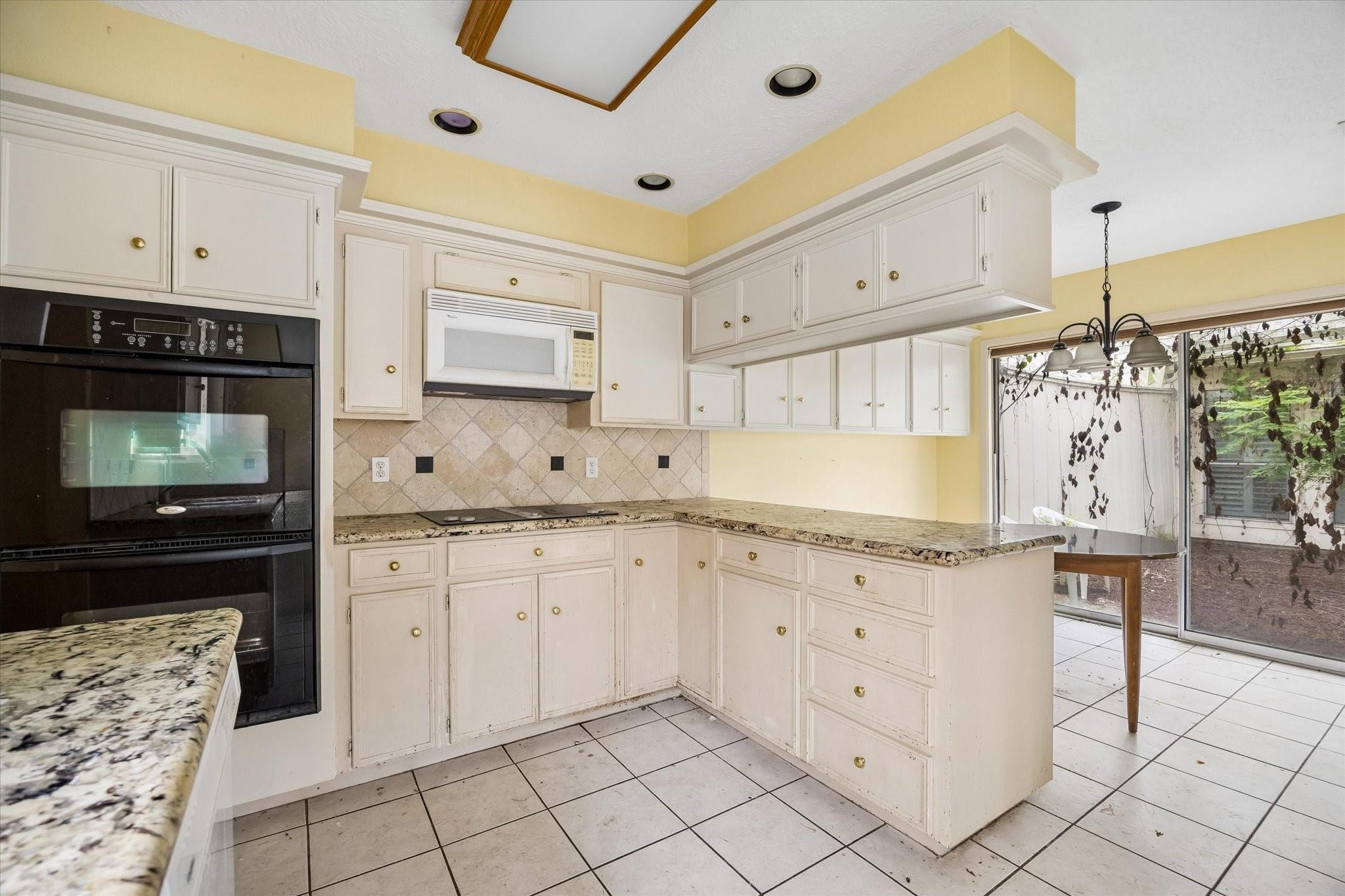 2915 Country Club Boulevard