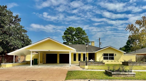 Photo of 1705 Marlock Lane, Pasadena, TX 77502 (MLS # 69234143)