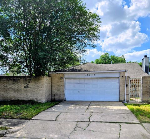 Photo of 12410 Sungate Lane, Houston, TX 77071 (MLS # 59684535)
