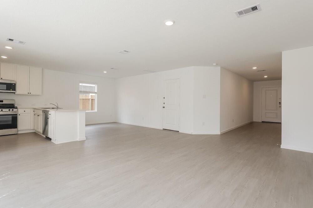 1543 Sunset Ridge Drive