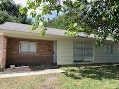 Photo of 5655 Belneath Street, Houston, TX 77033 (MLS # 37987404)