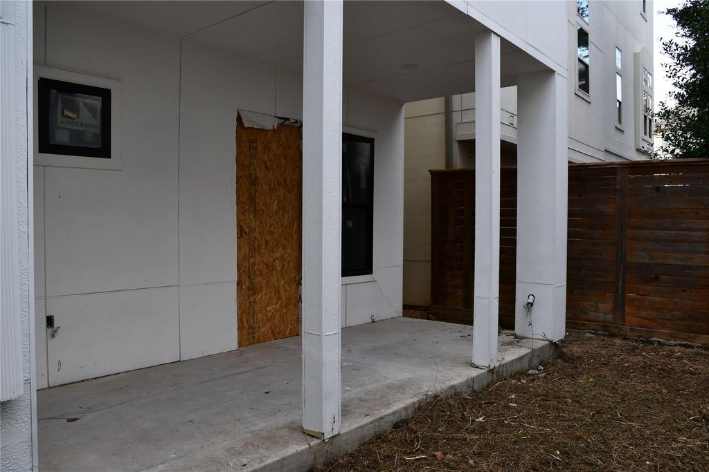 Photo of 920 Patterson Street, Houston, TX 77007 (MLS # 65220109)