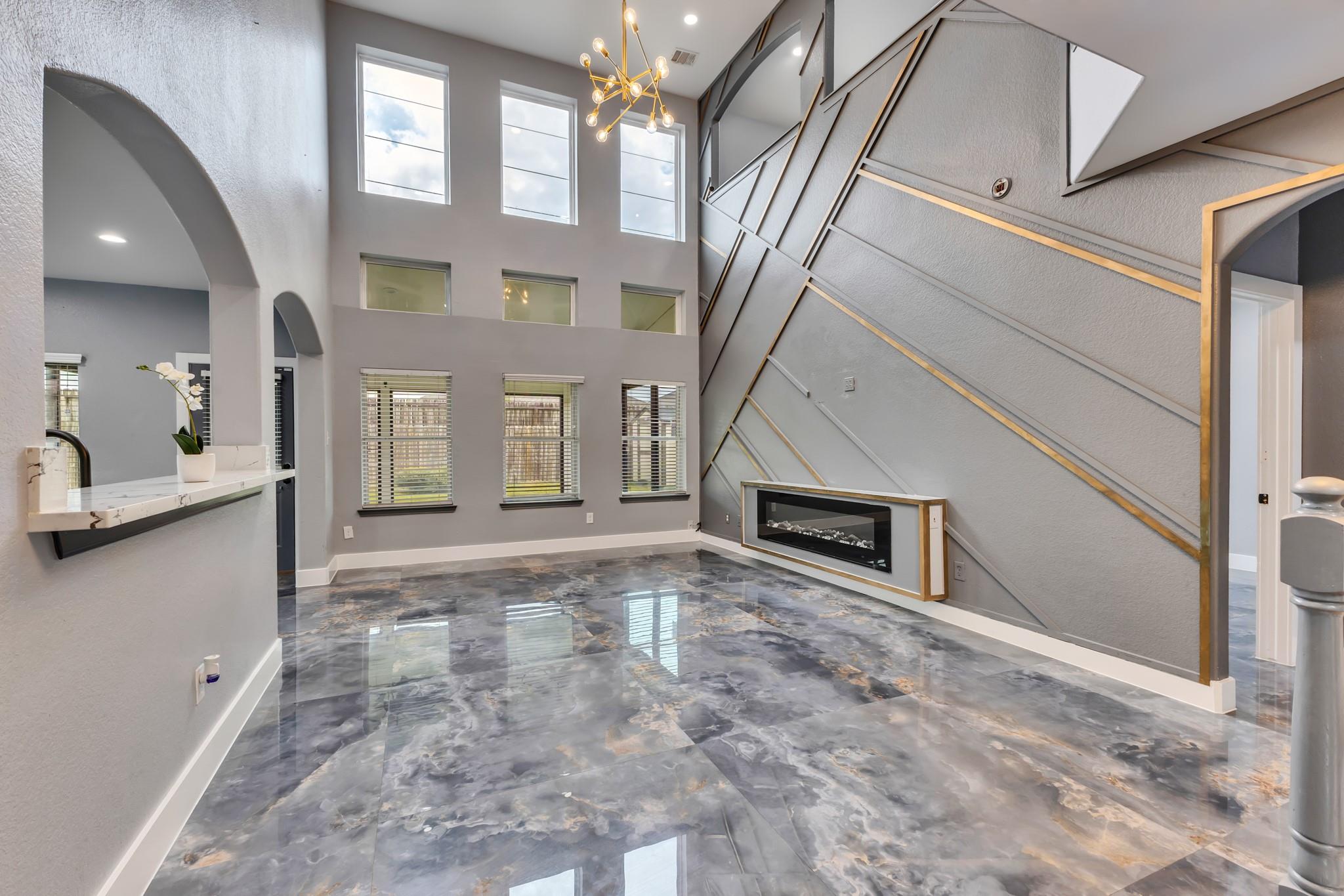 12119 Golden Oasis Lane
