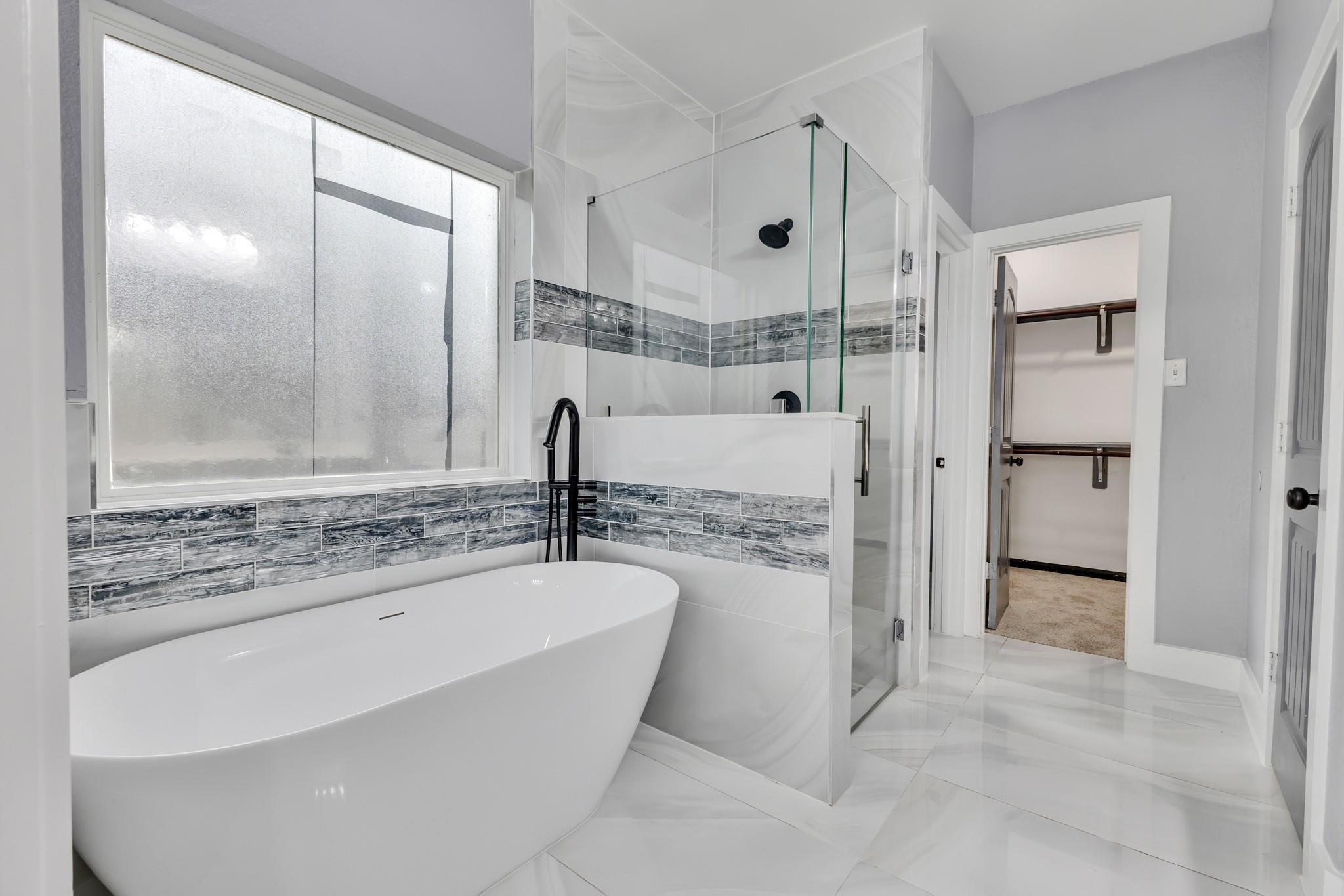 12119 Golden Oasis Lane