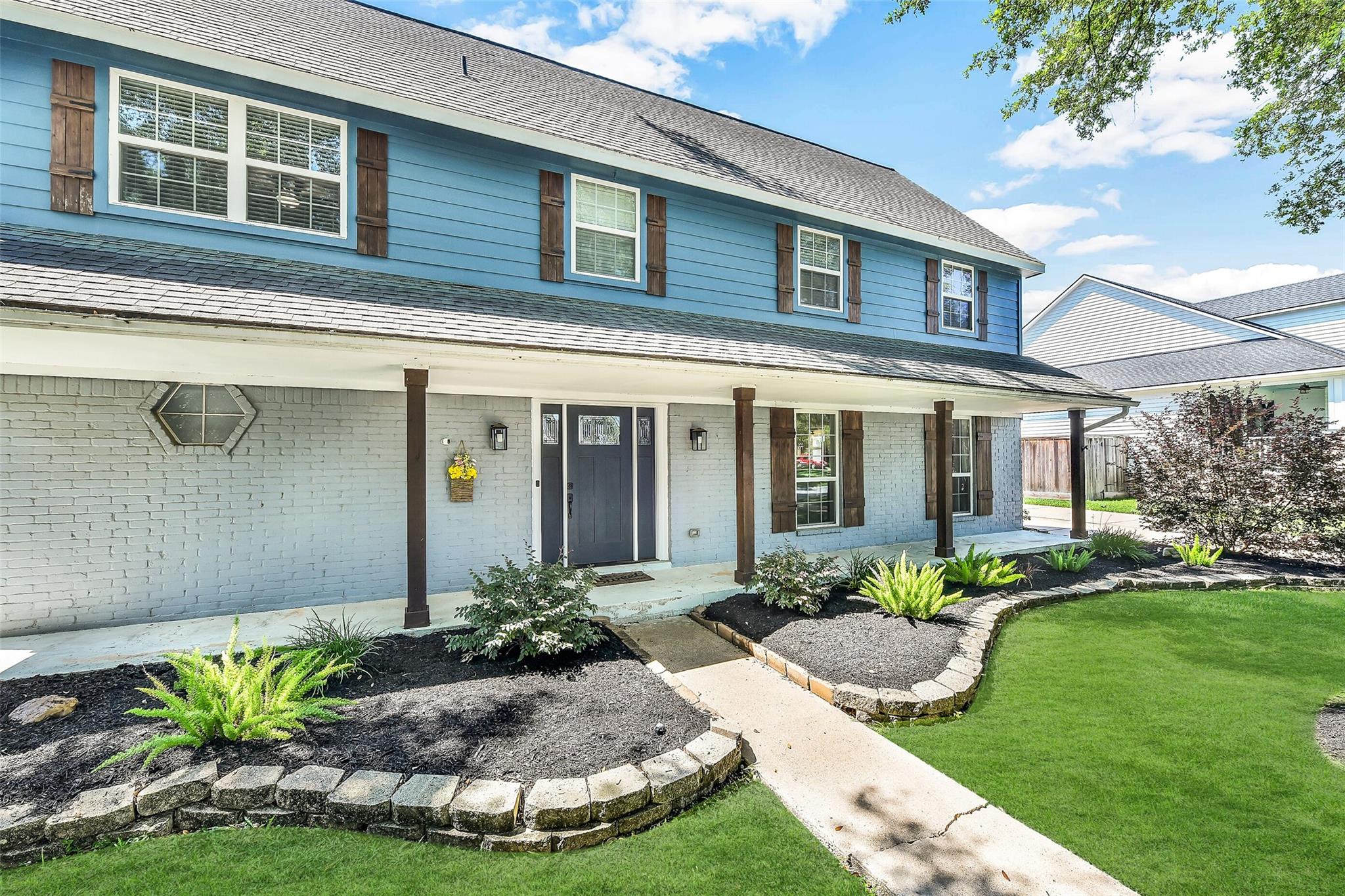 404 Independence Drive