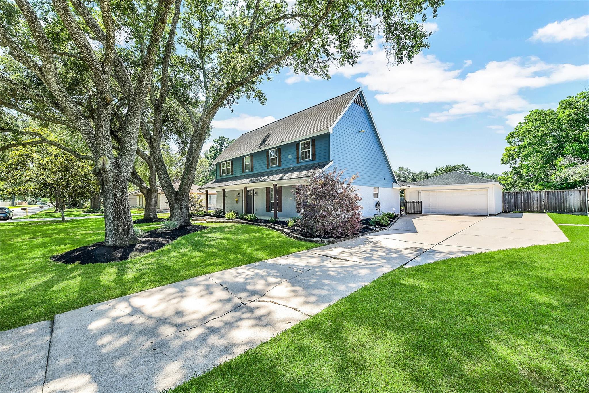 404 Independence Drive
