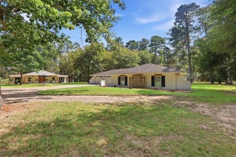Photo of 13537 Laramie Trail, Montgomery, TX 77316 (MLS # 12713007)