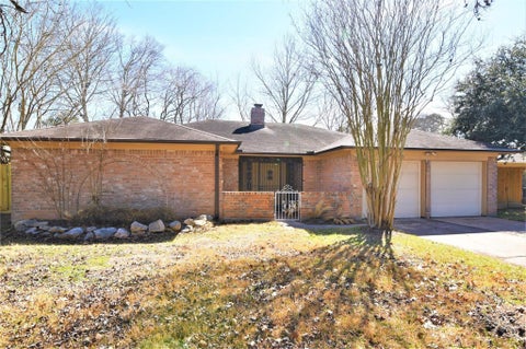 Photo of 3907 Almington Lane, Houston, TX 77088 (MLS # 10012589)